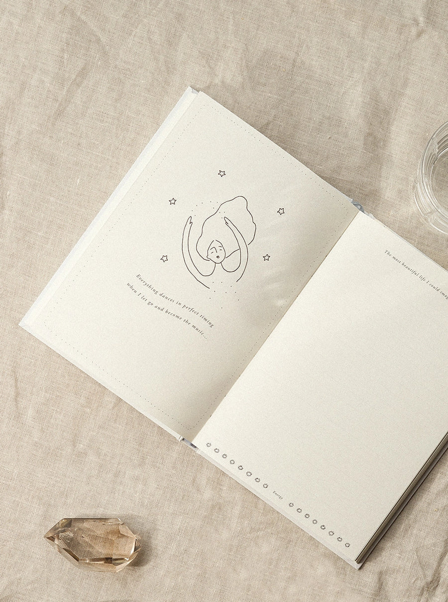 Unravel - A self reflection journal - Love & Light