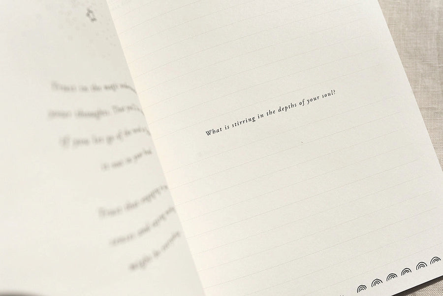 Unravel - A self reflection journal - Love & Light