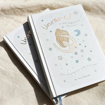 Unravel - A self reflection journal - Love & Light