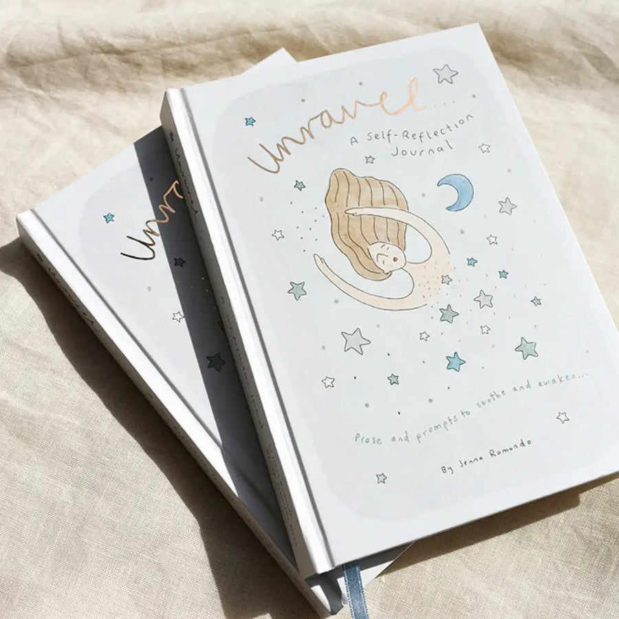 Unravel - A self reflection journal - Love & Light